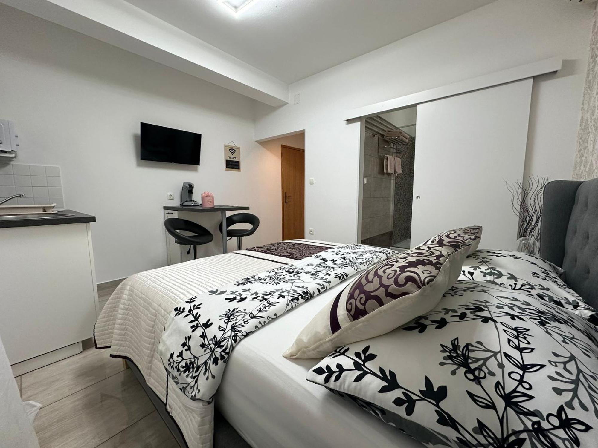 Apartments Prpic 1,Senj Senj  Extérieur photo