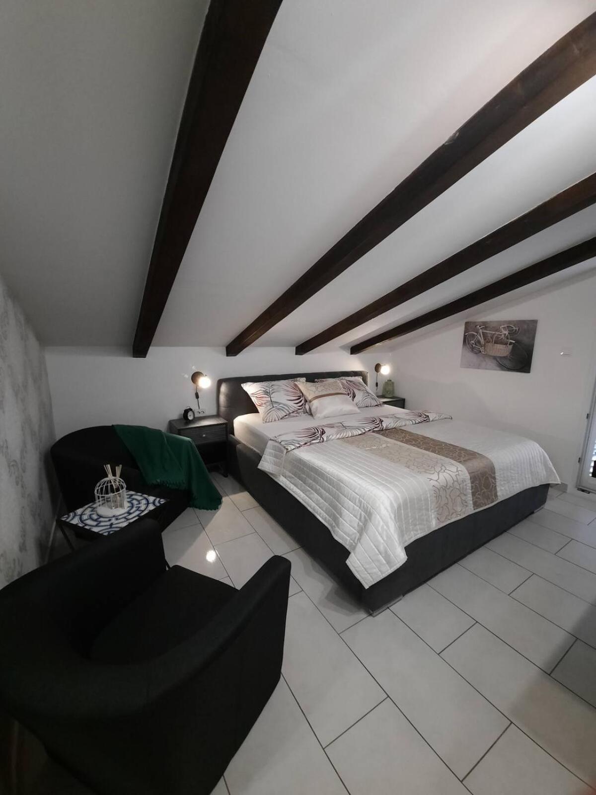 Apartments Prpic 1,Senj Senj  Extérieur photo