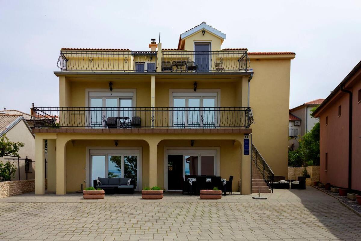 Apartments Prpic 1,Senj Senj  Extérieur photo