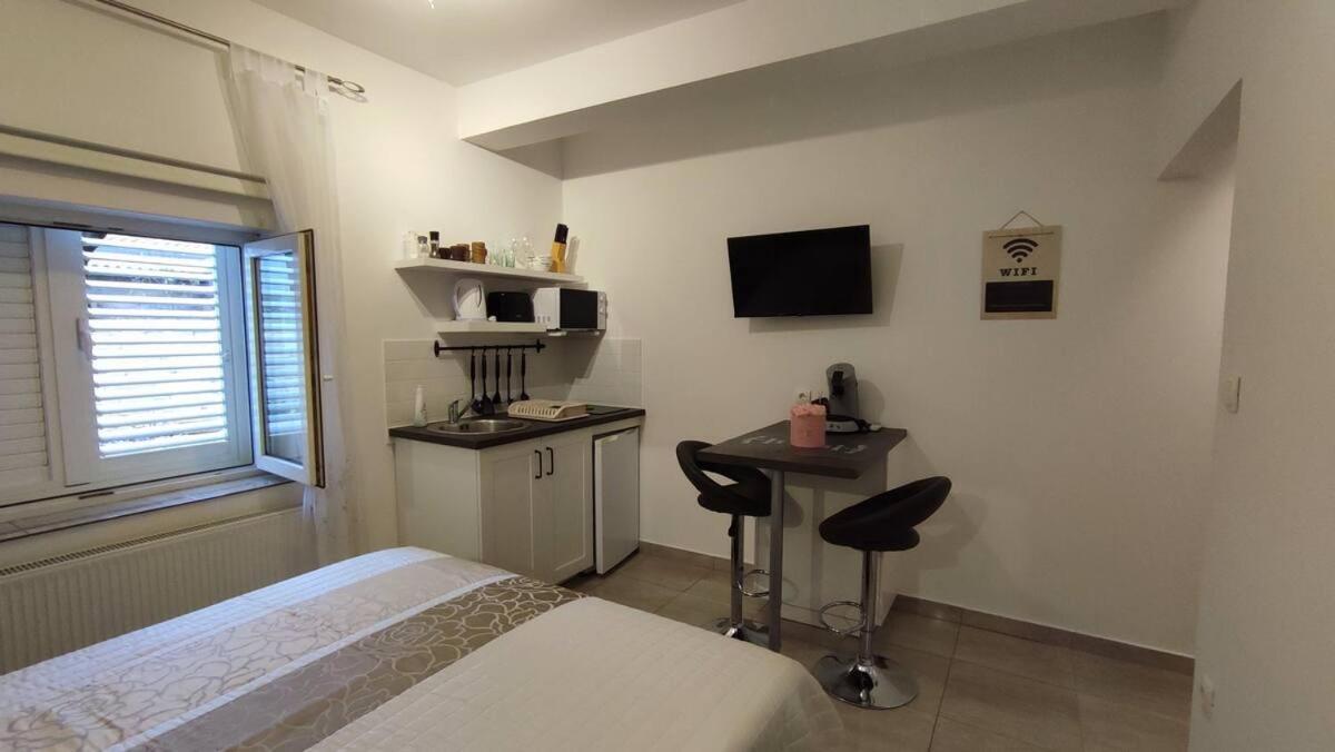 Apartments Prpic 1,Senj Senj  Extérieur photo